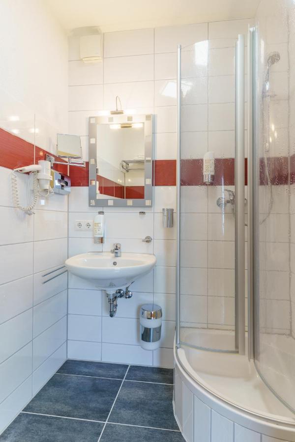 Hotel Rosenstein Heubach  Bagian luar foto