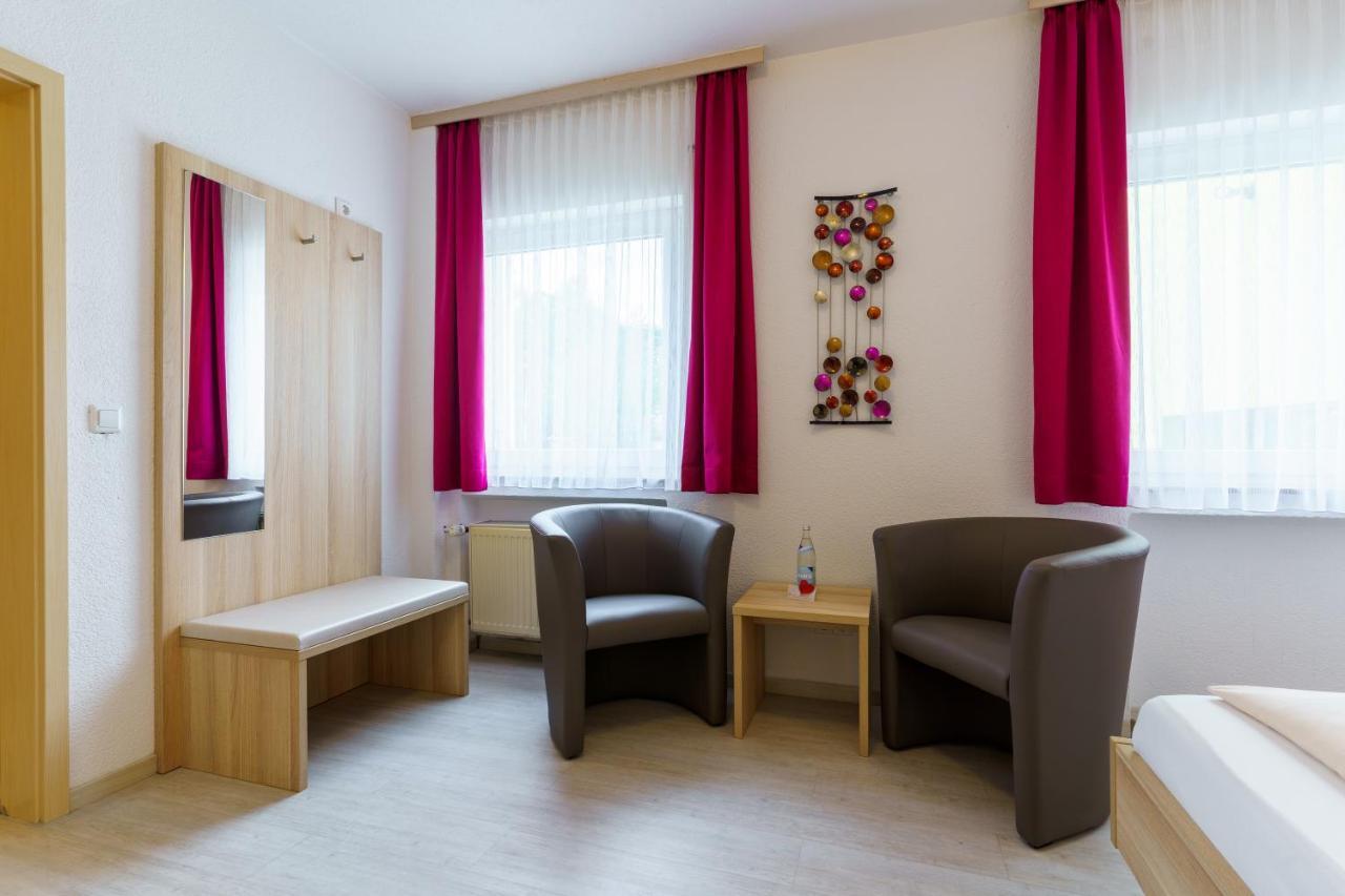 Hotel Rosenstein Heubach  Bagian luar foto
