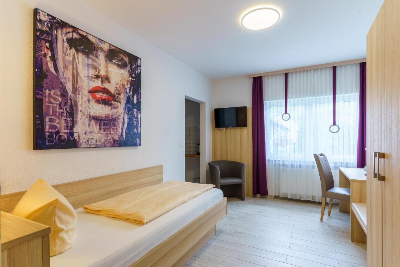 Hotel Rosenstein Heubach  Bagian luar foto