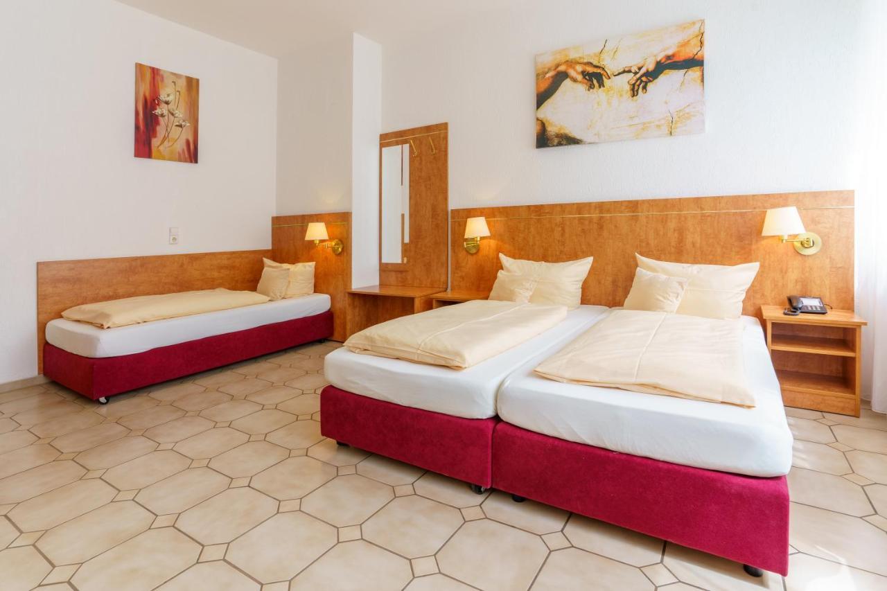 Hotel Rosenstein Heubach  Bagian luar foto