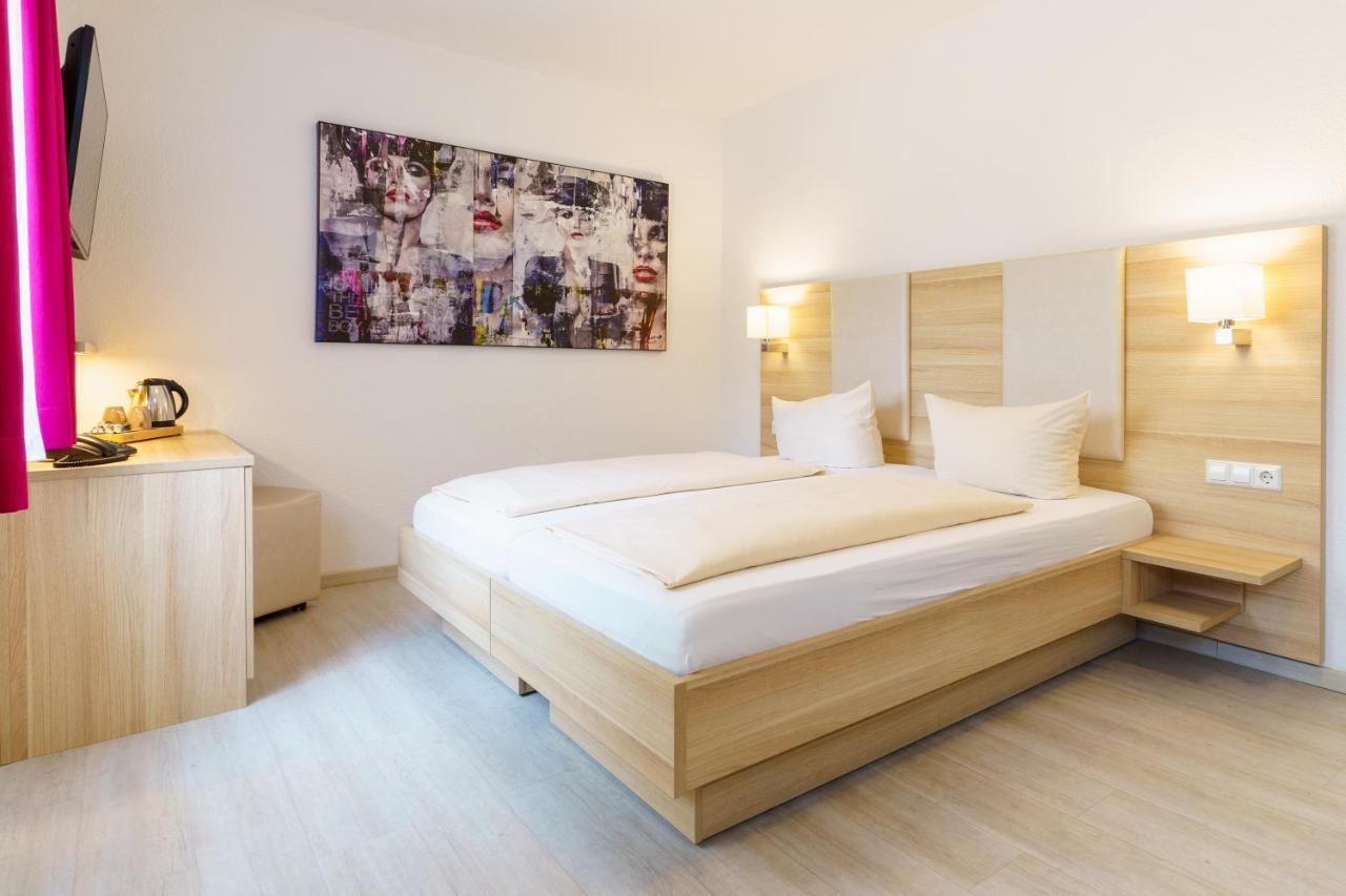 Hotel Rosenstein Heubach  Bagian luar foto