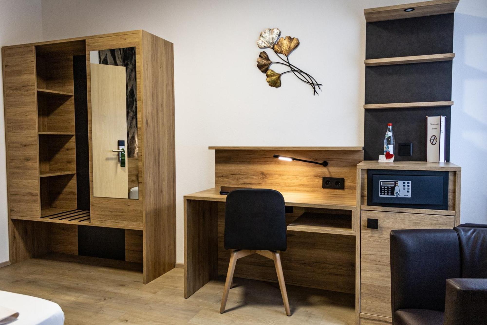 Hotel Rosenstein Heubach  Bagian luar foto